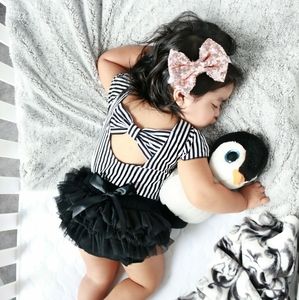 Back bow girls bodysuit/Onesie